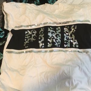 Victoria’s Secret PINK brand logo long sleeve